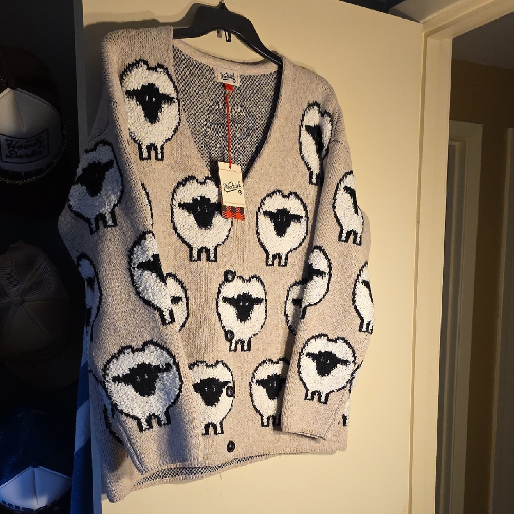 Woolrich Gray Sheep Pattern Cardigan